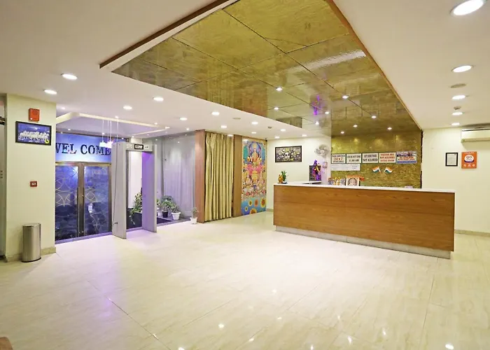 Hotel D\'Capitol - Delhi Airport